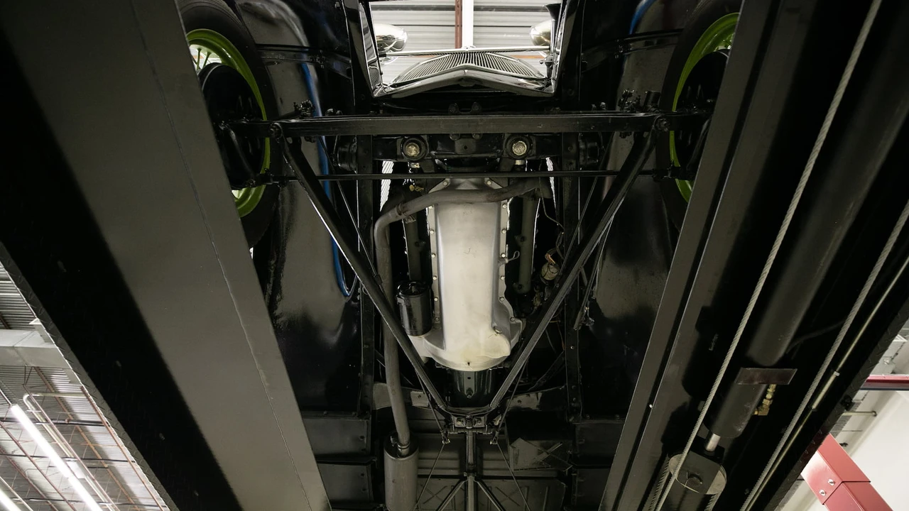 1932 Ford Model 18 & 40 - Image 18 of 19