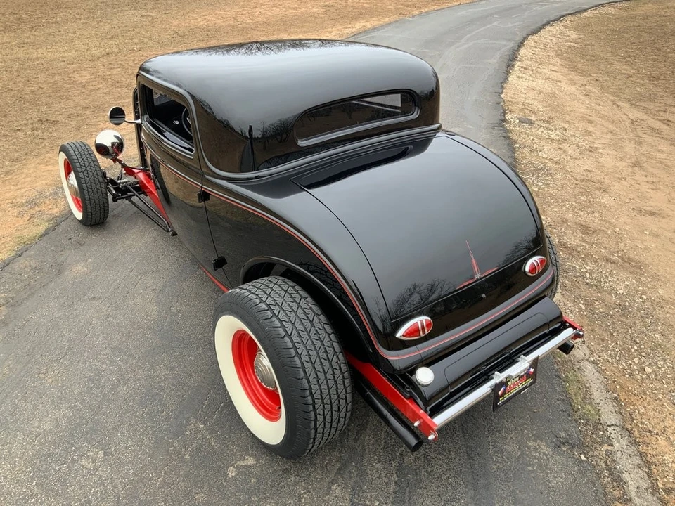 1932 Ford Model 18 & 40 - Image 2 of 12