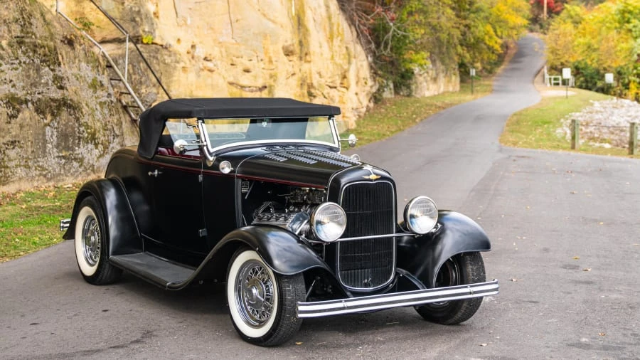 1932 Ford Model 18 & 40 - Image 10 of 31