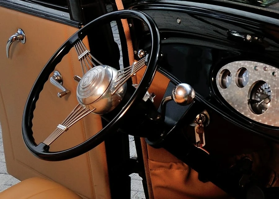 1932 Ford Model 18 & 40 - Image 10 of 13