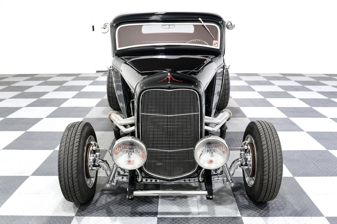 1932 Ford Model 18 & 40 - Image 2 of 21