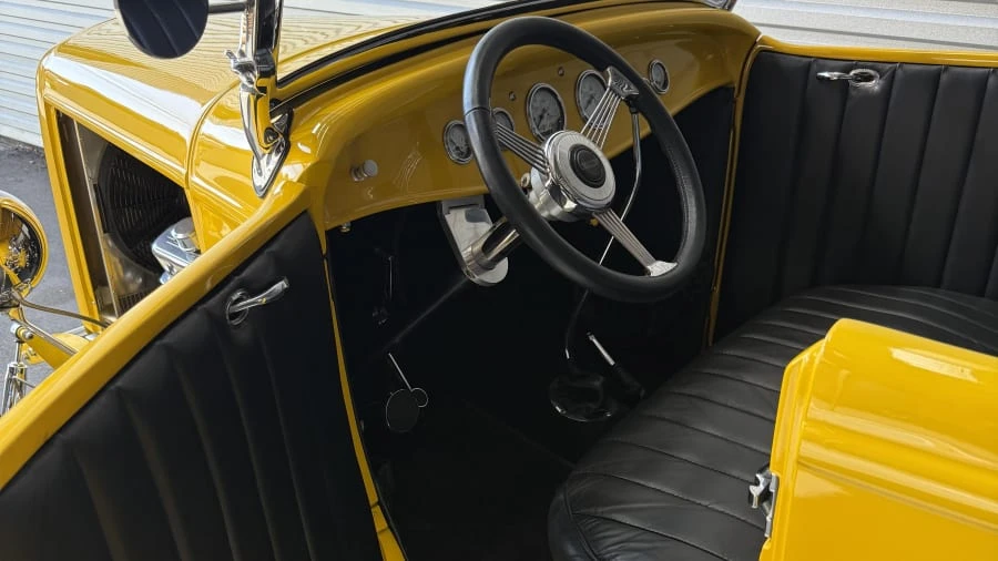 1932 Ford Model 18 & 40 - Image 9 of 15