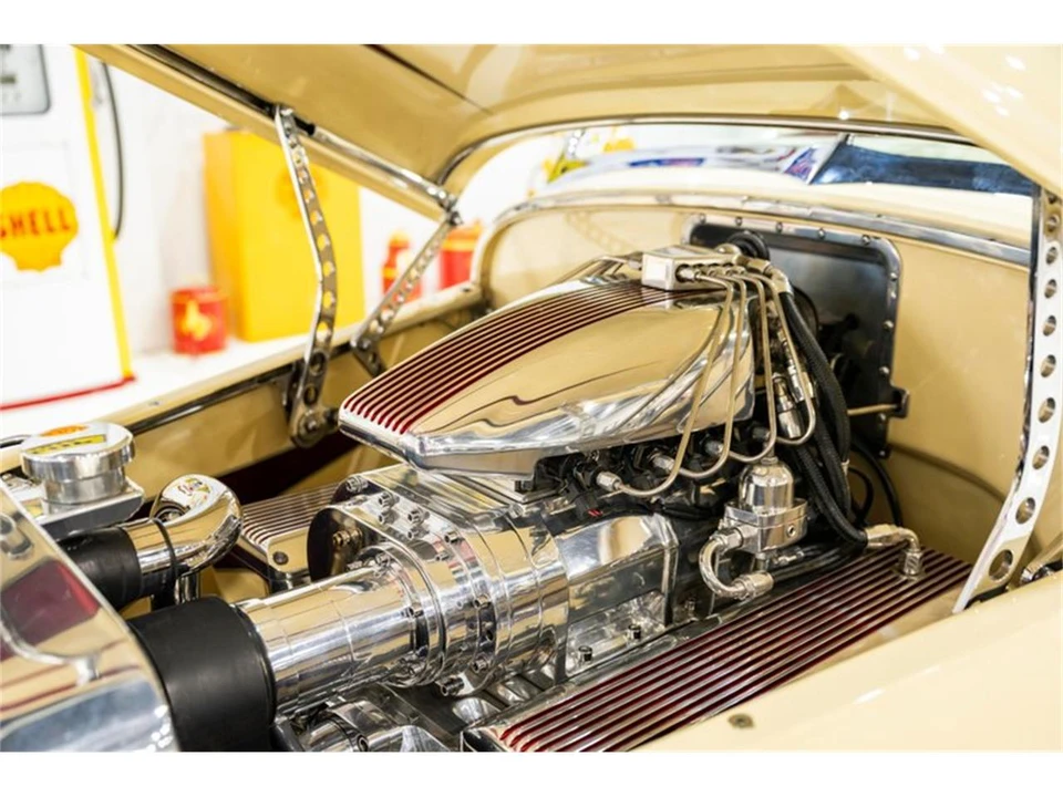 1932 Ford Model 18 & 40 - Image 21 of 31