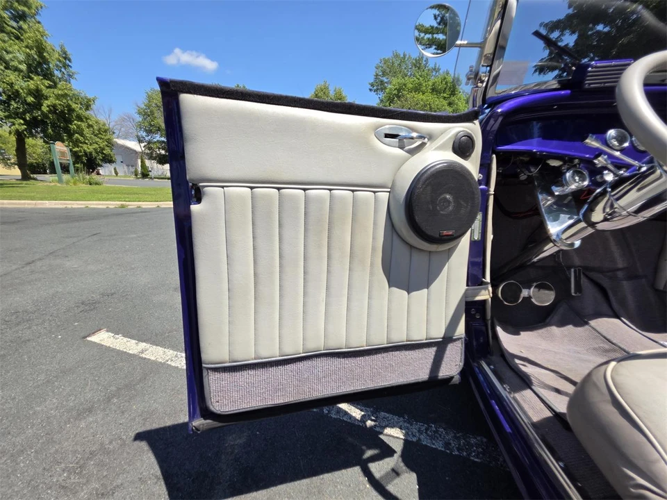 1932 Ford Model 18 & 40 - Image 28 of 31