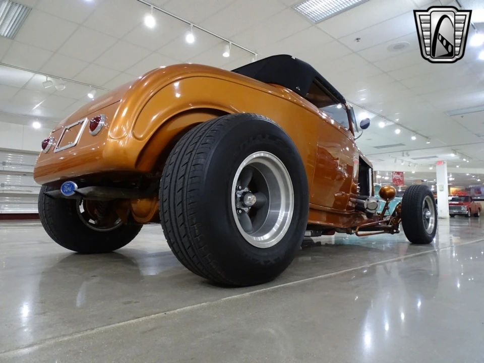 1932 Ford Hot Rod - Image 8 of 12