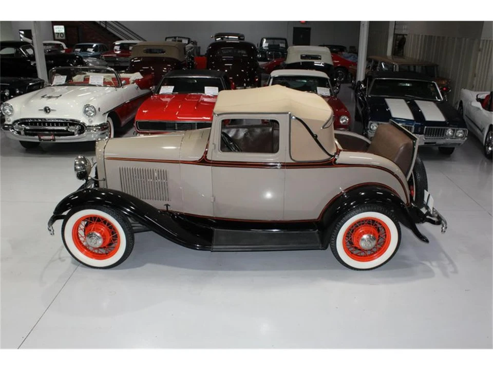 1932 Ford Model 18 & 40 - Image 10 of 31