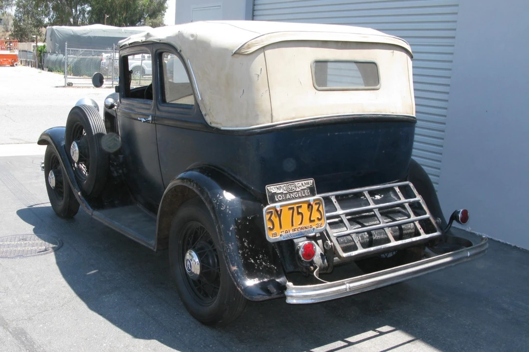 1932 Ford Model 18 & 40 - Image 17 of 31