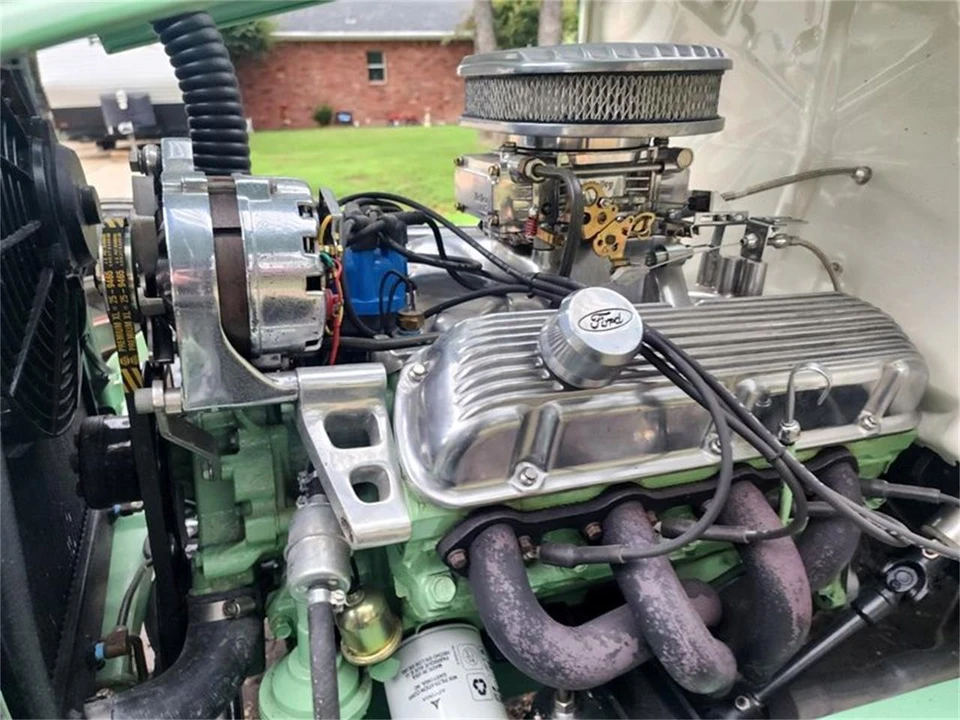 1932 Ford Model 18 & 40 - Image 10 of 12