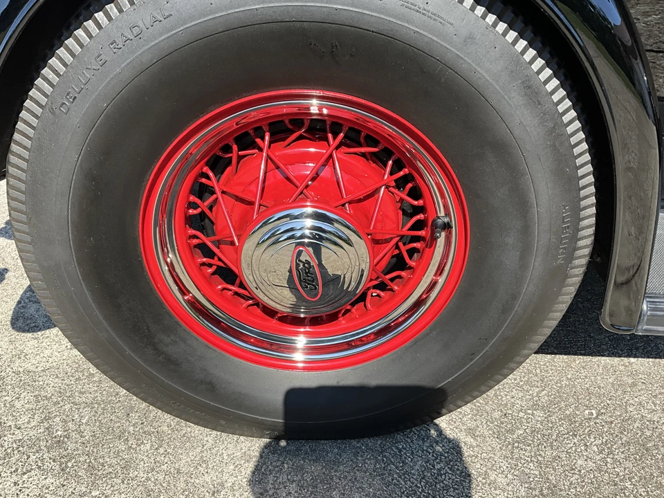 1932 Ford Model 18 & 40 - Image 25 of 31