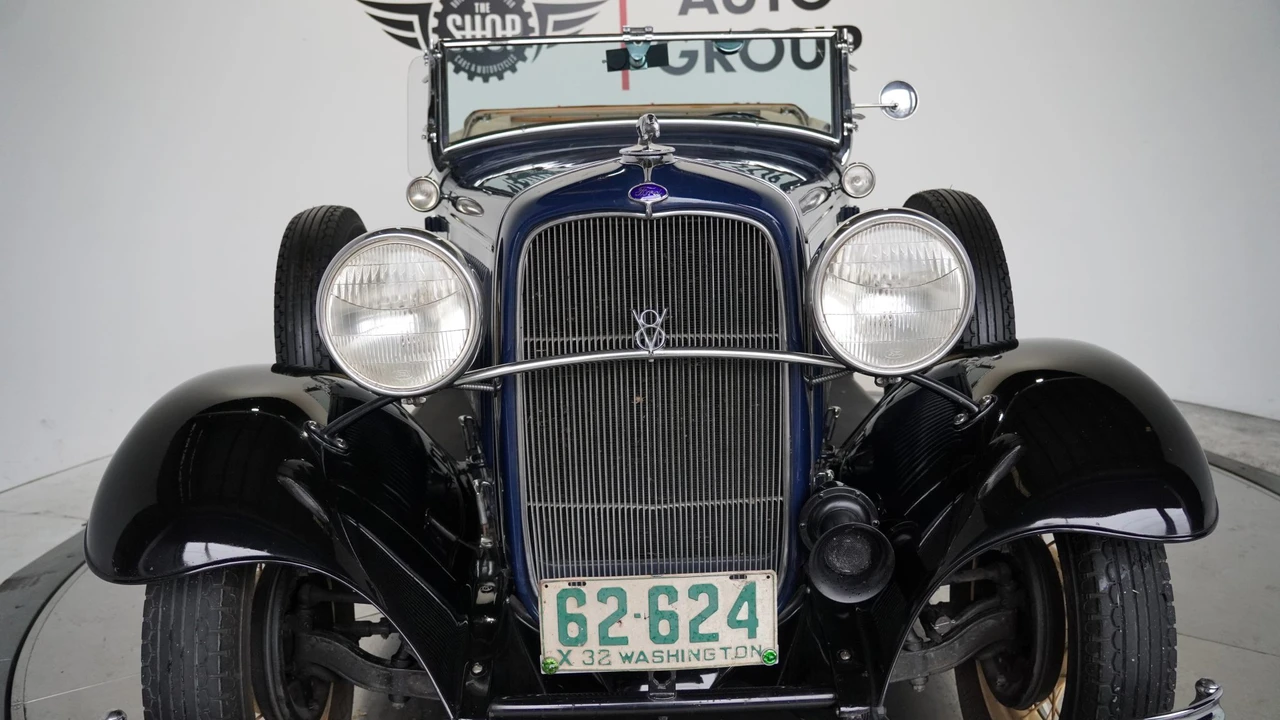 1932 Ford Model 18 & 40 - Image 30 of 31