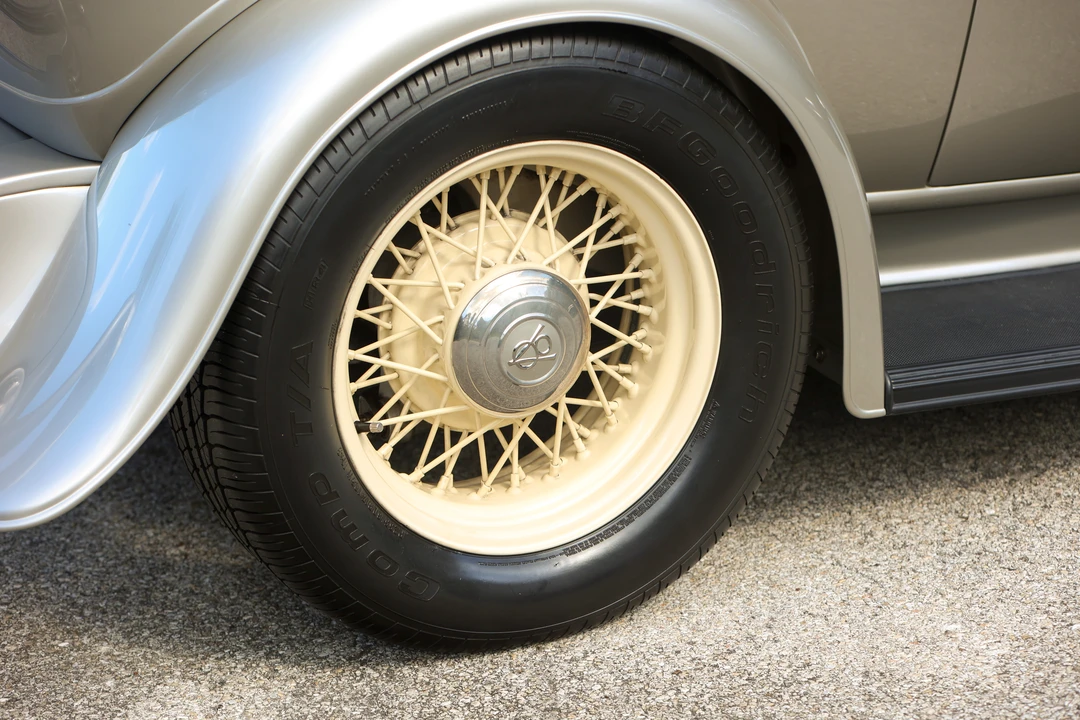 1932 Ford Model 18 & 40 - Image 12 of 31