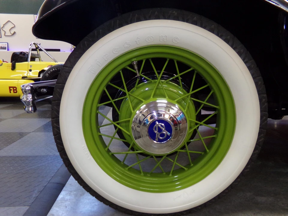 1932 Ford Model 18 & 40 - Image 25 of 31
