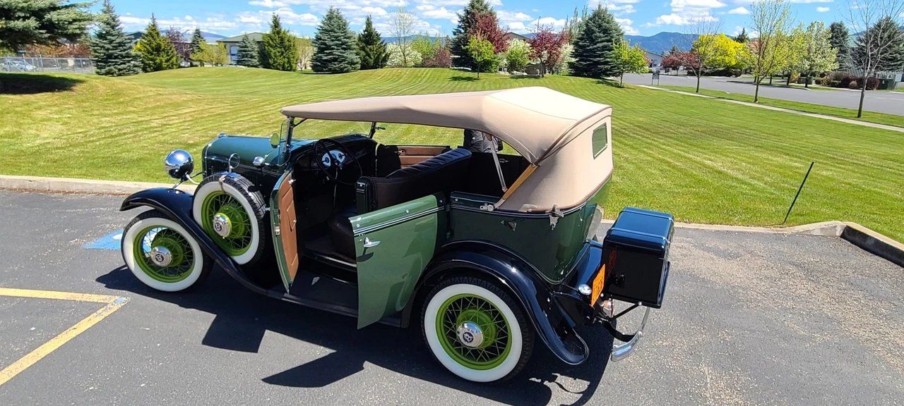 1932 Ford Model 18 & 40 - Image 17 of 31