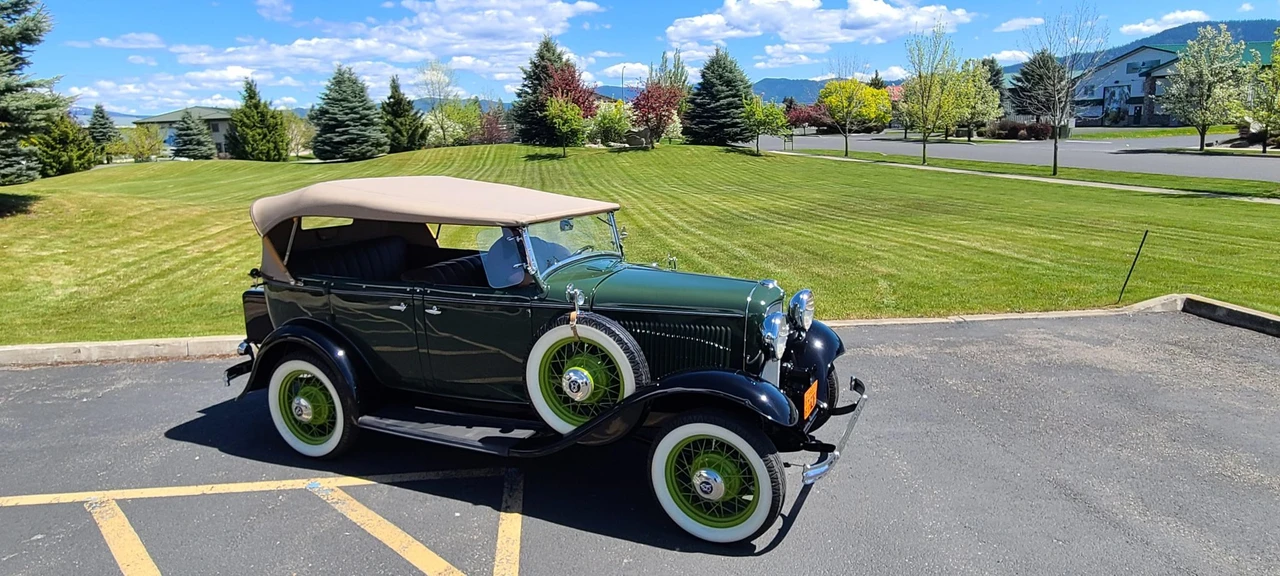 1932 Ford Model 18 & 40 - Image 6 of 31
