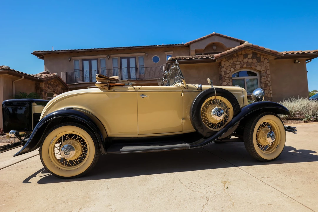 1932 Ford Model 18 & 40 - Image 9 of 31