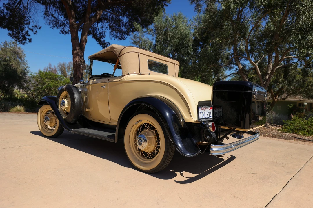 1932 Ford Model 18 & 40 - Image 17 of 31