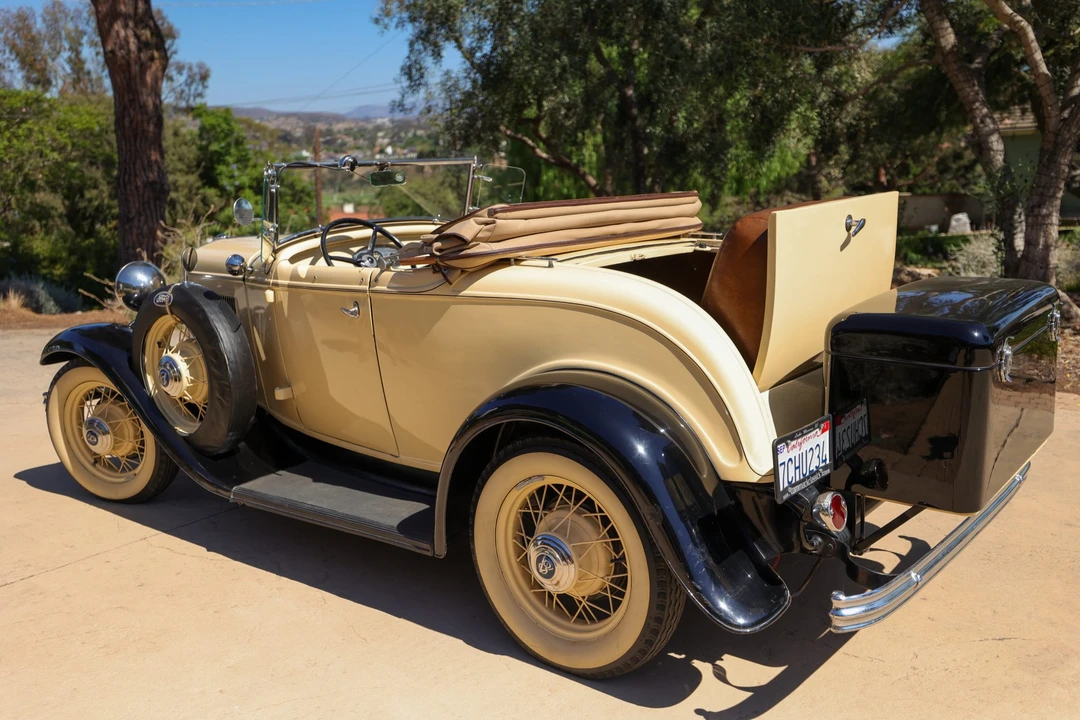 1932 Ford Model 18 & 40 - Image 15 of 31