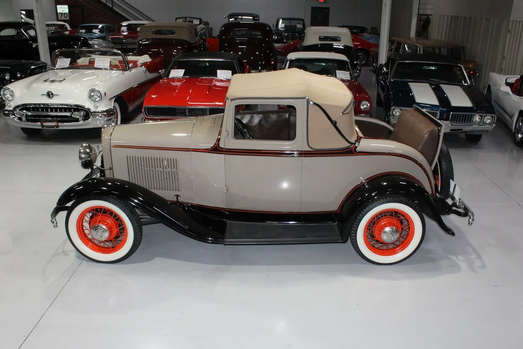 1932 Ford Model 18 & 40 - Image 12 of 12