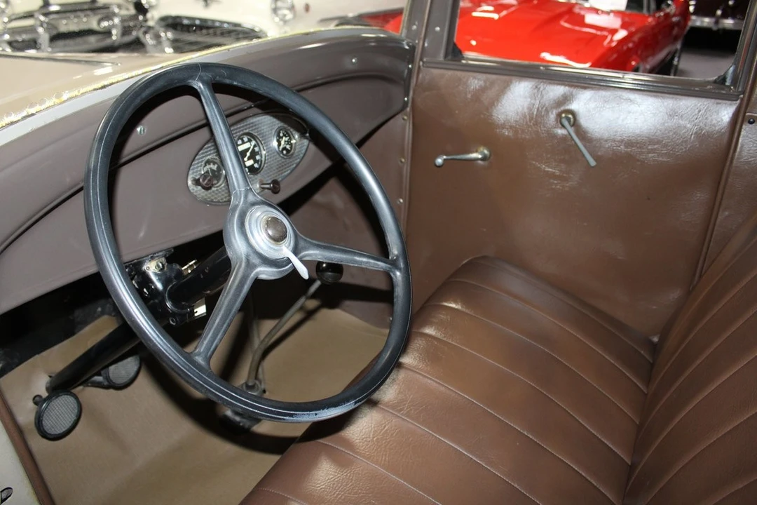 1932 Ford Model 18 & 40 - Image 2 of 12