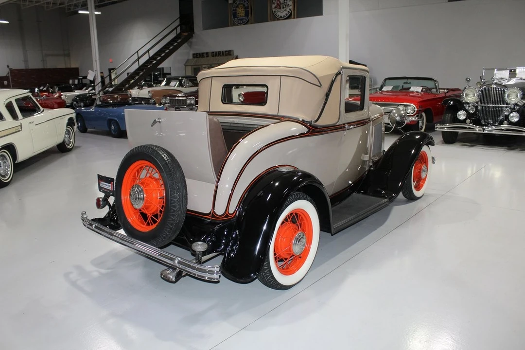 1932 Ford Model 18 & 40 - Image 17 of 31