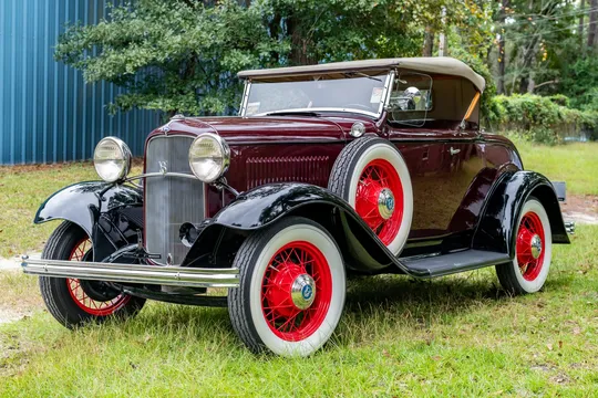 1932 Ford Model 18 Deluxe Roadster