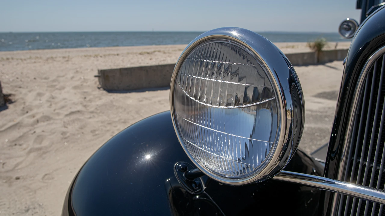 1932 Ford Model 18 & 40 - Image 12 of 31