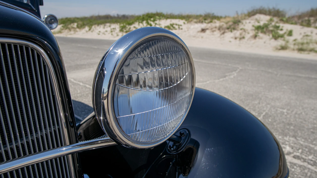 1932 Ford Model 18 & 40 - Image 16 of 31