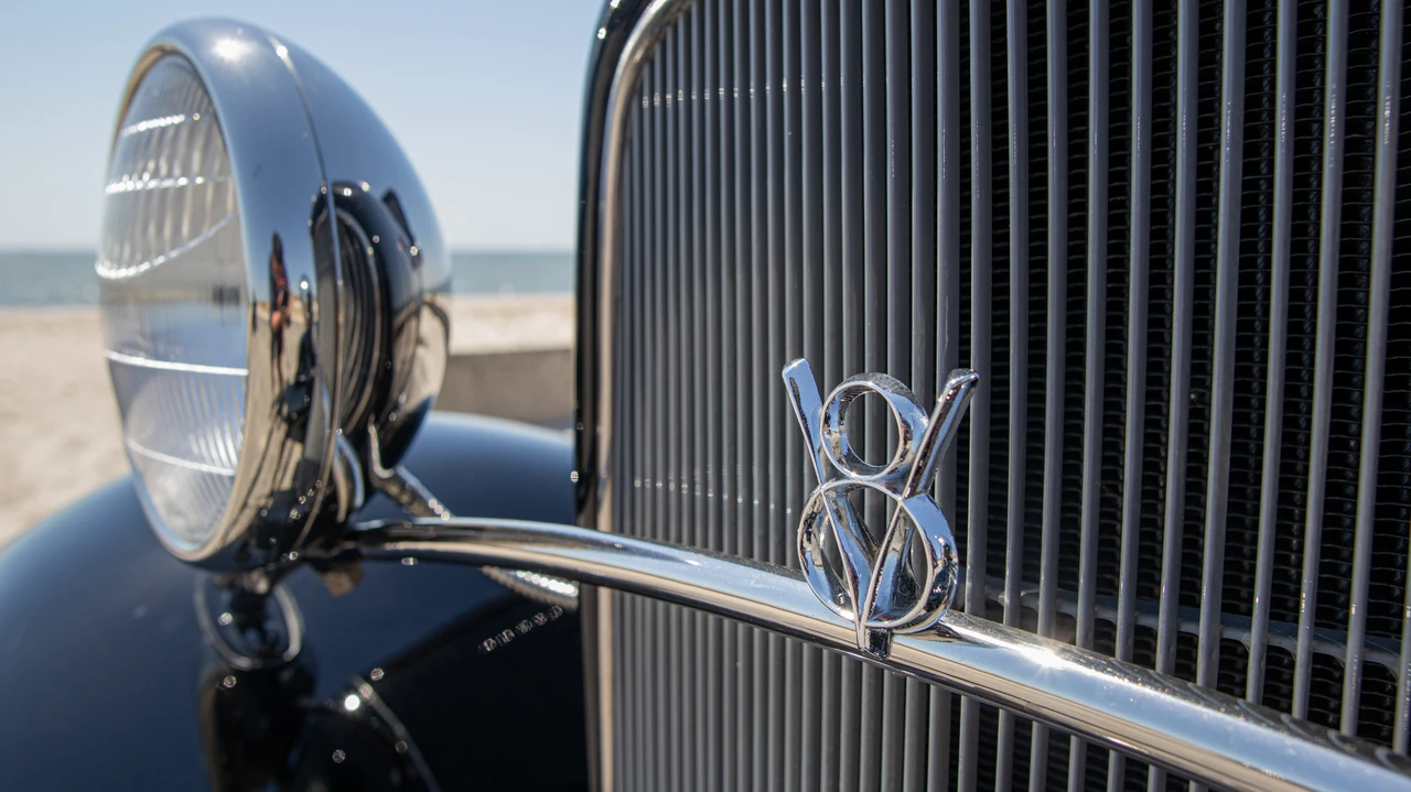 1932 Ford Model 18 & 40 - Image 14 of 31