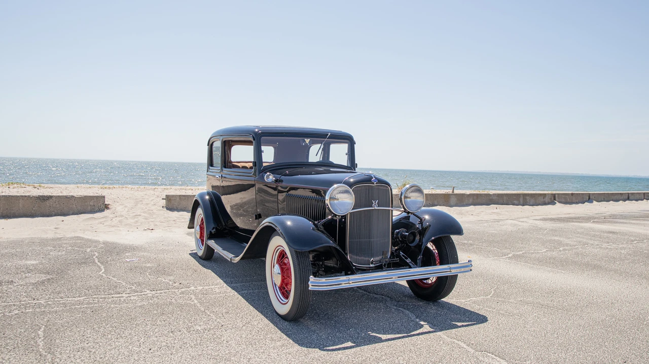 1932 Ford Model 18 & 40 - Image 10 of 31