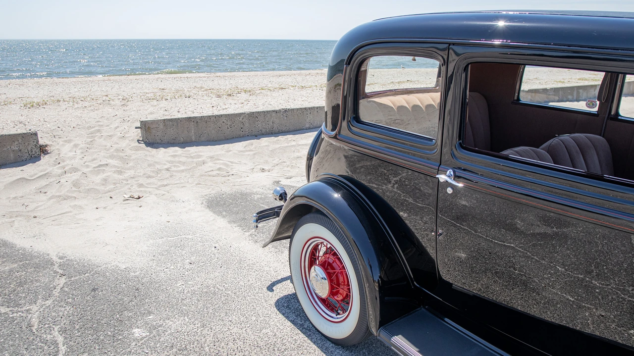 1932 Ford Model 18 & 40 - Image 29 of 31