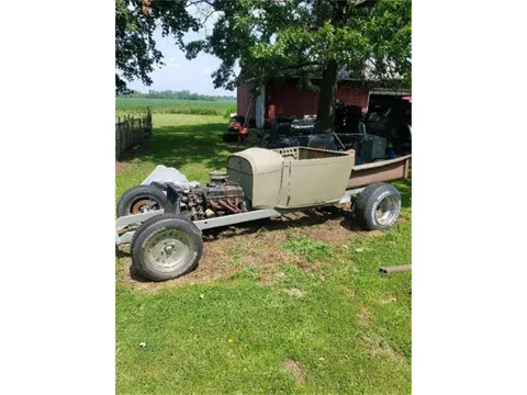 1932 Ford Model A Pickup Roadster