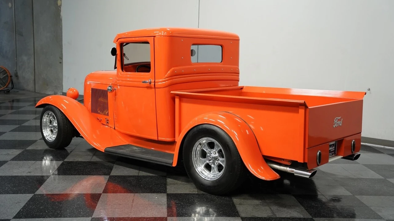 1932 Ford Model A Pickup & Model AA - Image 8 of 12