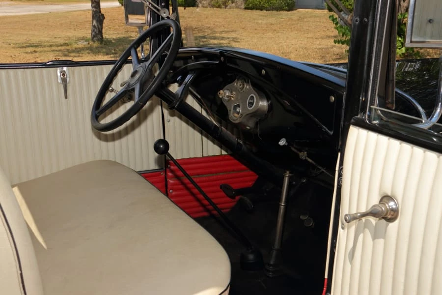1932 Ford Model A Pickup & Model AA - Image 18 of 26