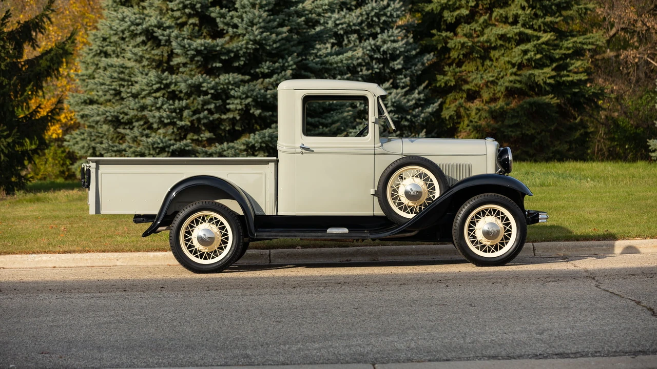 1932 Ford Model B - Image 9 of 18