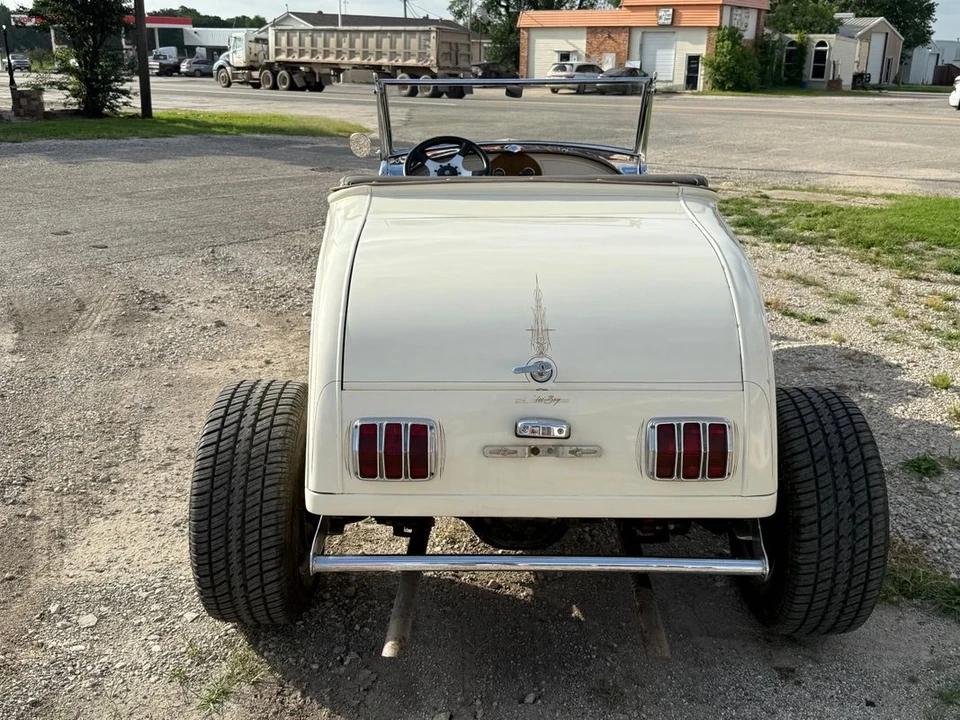 1932 Ford Model B - Image 8 of 21