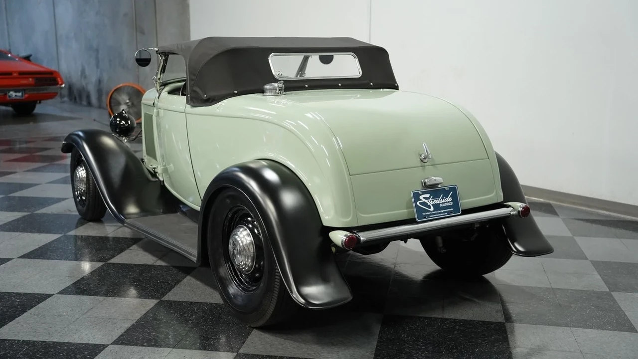 1932 Ford Model B - Image 9 of 12