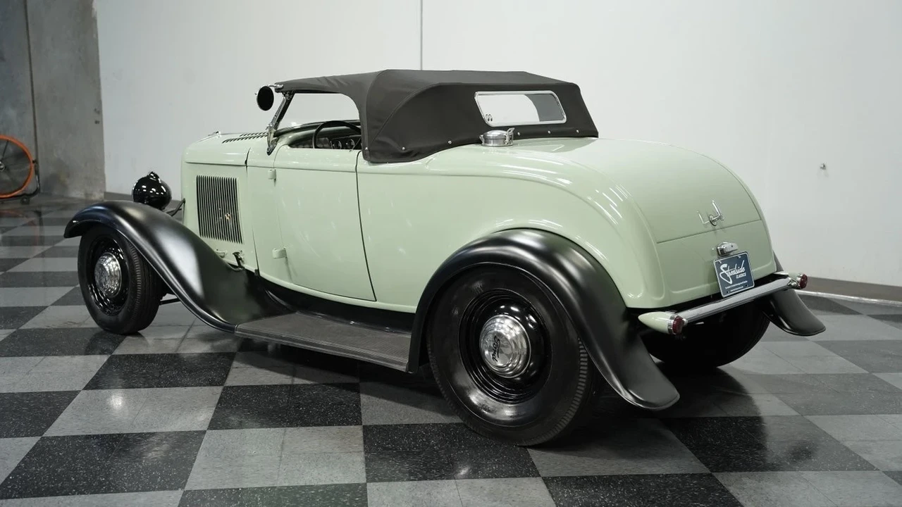 1932 Ford Model B - Image 8 of 12