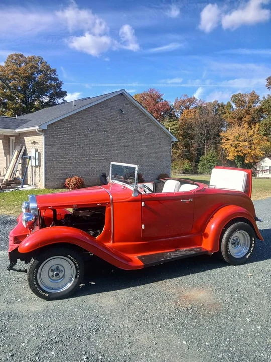 1932 Ford Model 18 & 40 - Image 2 of 8