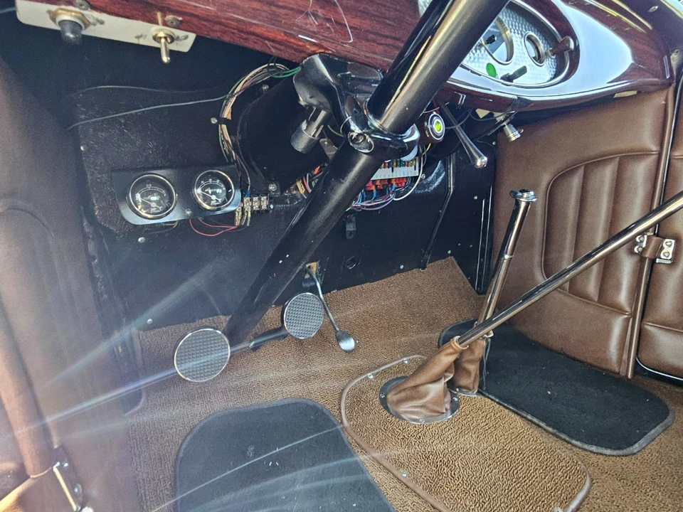 1932 Ford Model 18 & 40 - Image 21 of 31