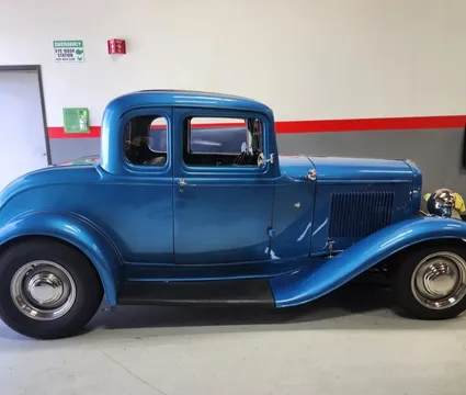 1932 Ford 5-Window Coupe
