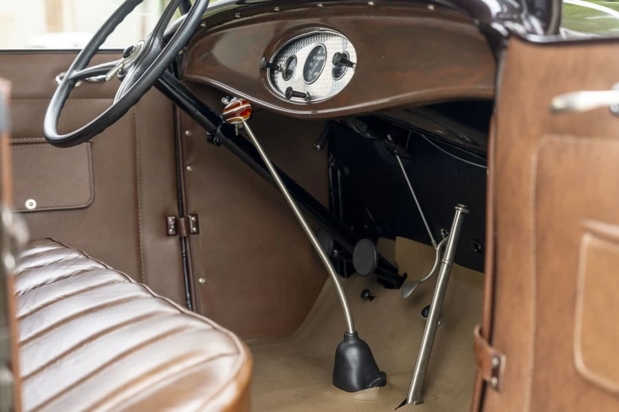 1932 Ford Model 18 & 40 - Image 29 of 31