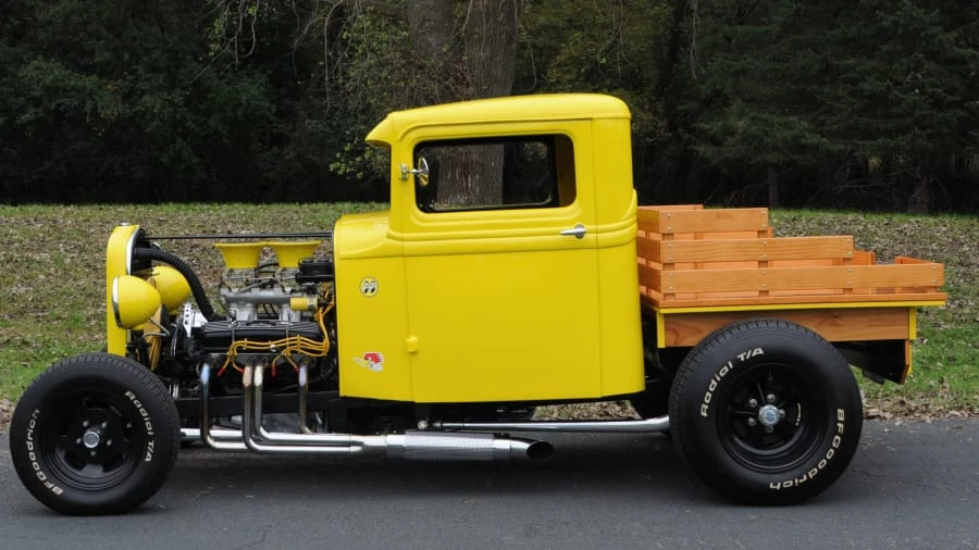 1932 Ford Pickup (1932-1934) - Image 2 of 12