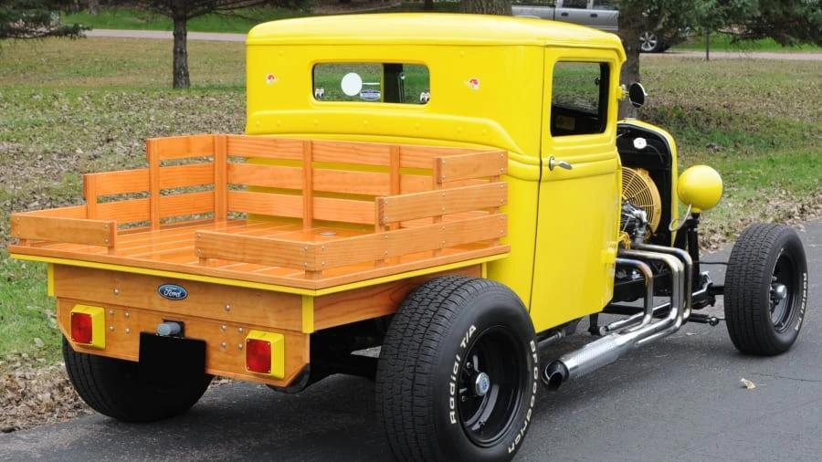 1932 Ford Pickup (1932-1934) - Image 4 of 12