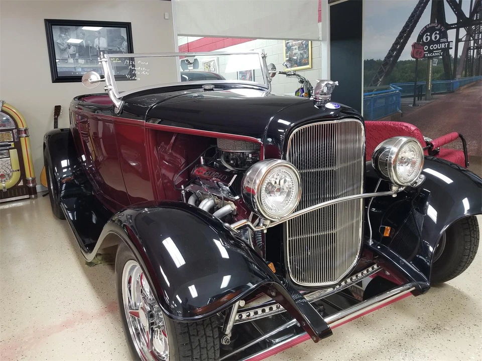 1932 Ford Model 18 & 40 - Image 3 of 15