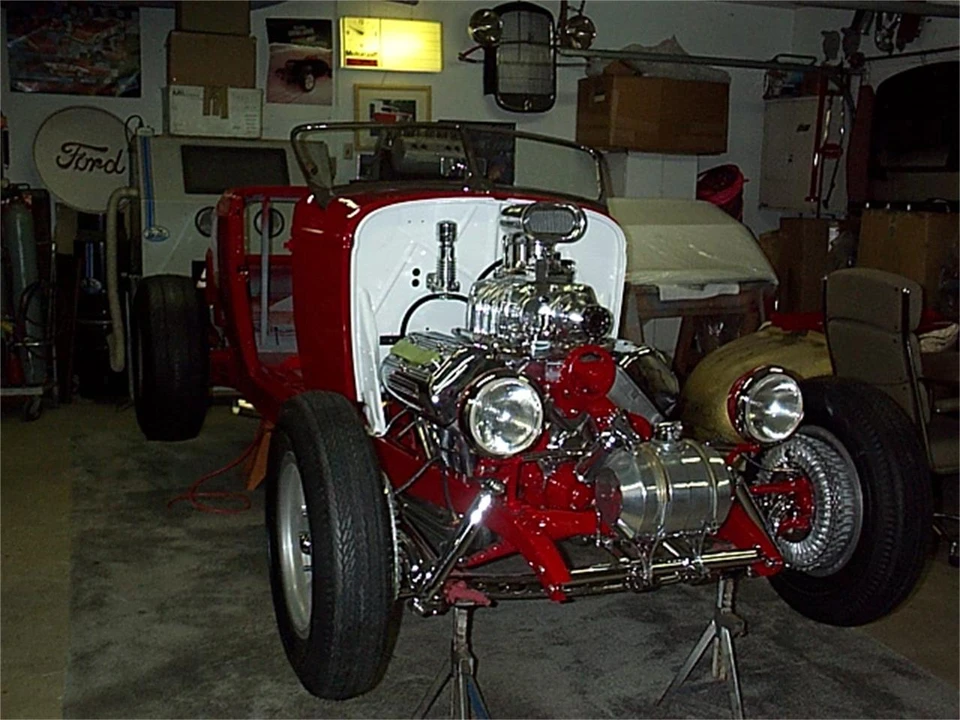 1932 Ford Model 18 & 40 - Image 22 of 31
