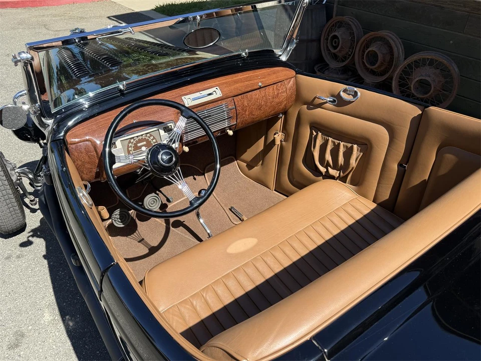 1932 Ford Model 18 & 40 - Image 17 of 31