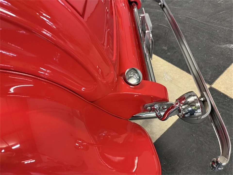 1932 Ford Model 18 & 40 - Image 16 of 31