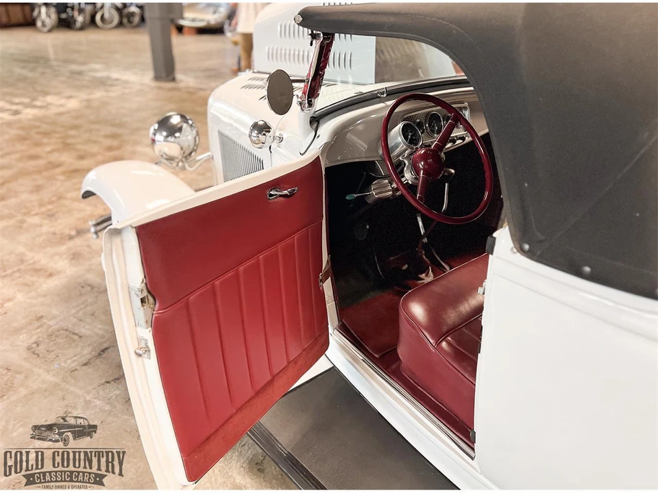 1932 Ford Model 18 & 40 - Image 30 of 31