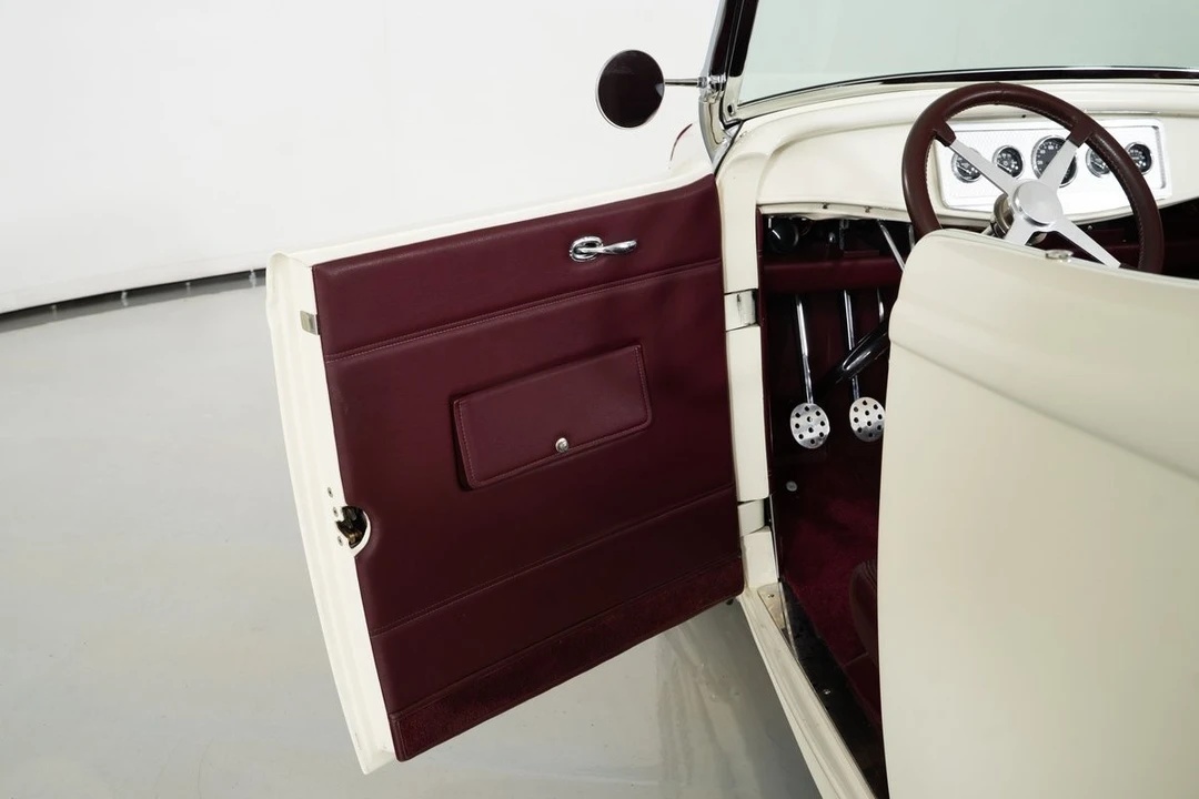 1932 Ford Model 18 & 40 - Image 17 of 31