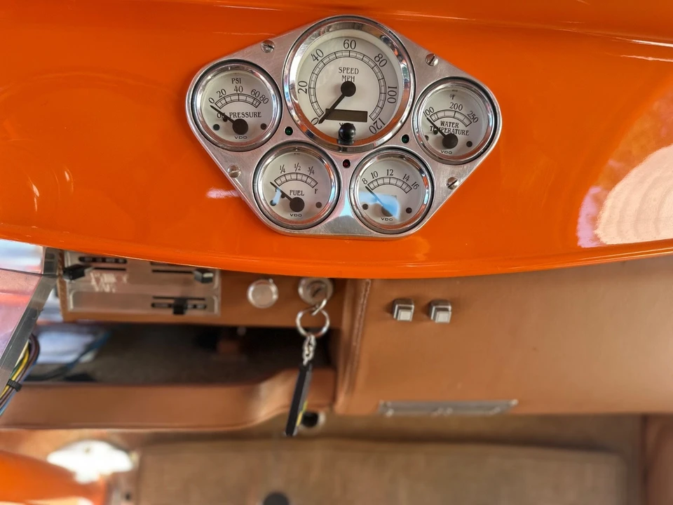 1932 Ford Model 18 & 40 - Image 11 of 18